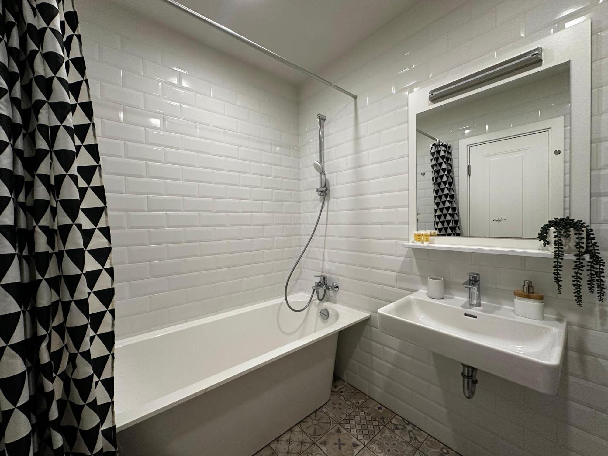 One Bedroom Promenade Apartment ريغا المظهر الخارجي الصورة